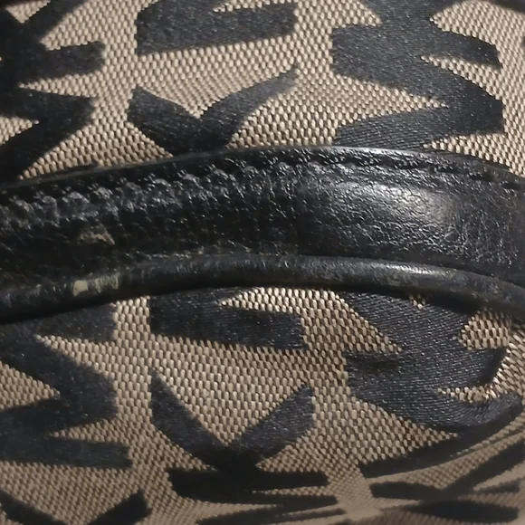 Michael Kors Black and Tan Women's Bag - Picture 7 of 11